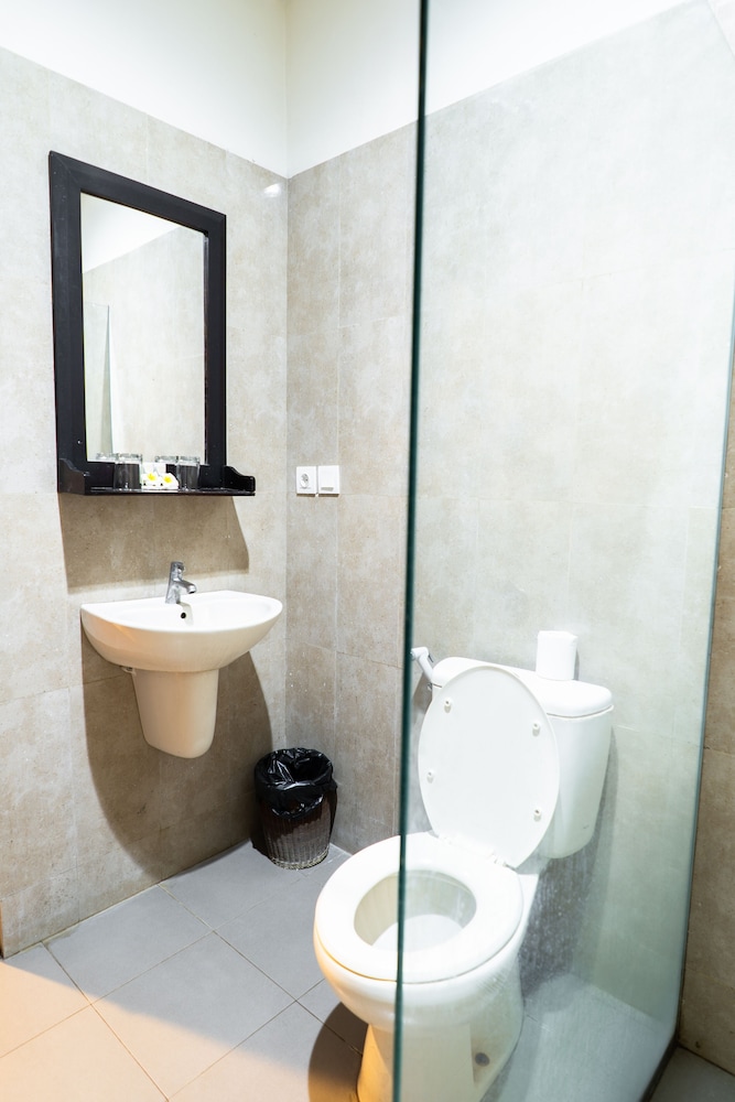 Maxi Hotel & Spa 24/25