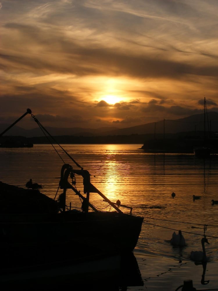 The Maritime Bantry 44/48