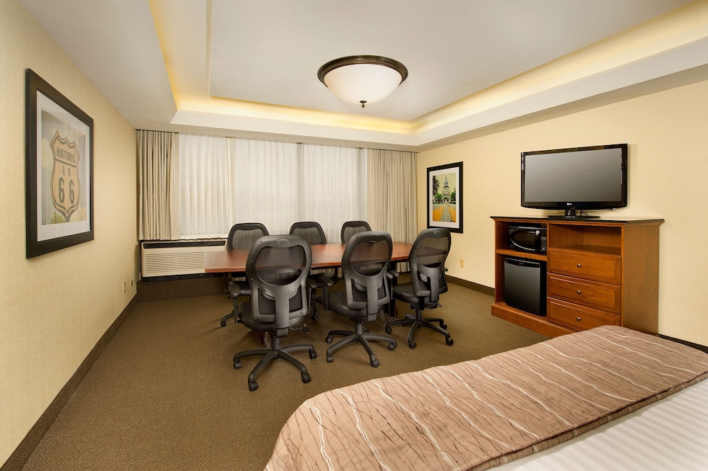 Drury Inn and Suites Springfield IL 43/50
