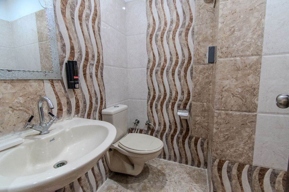 Hotel Raj Mandir 40/44