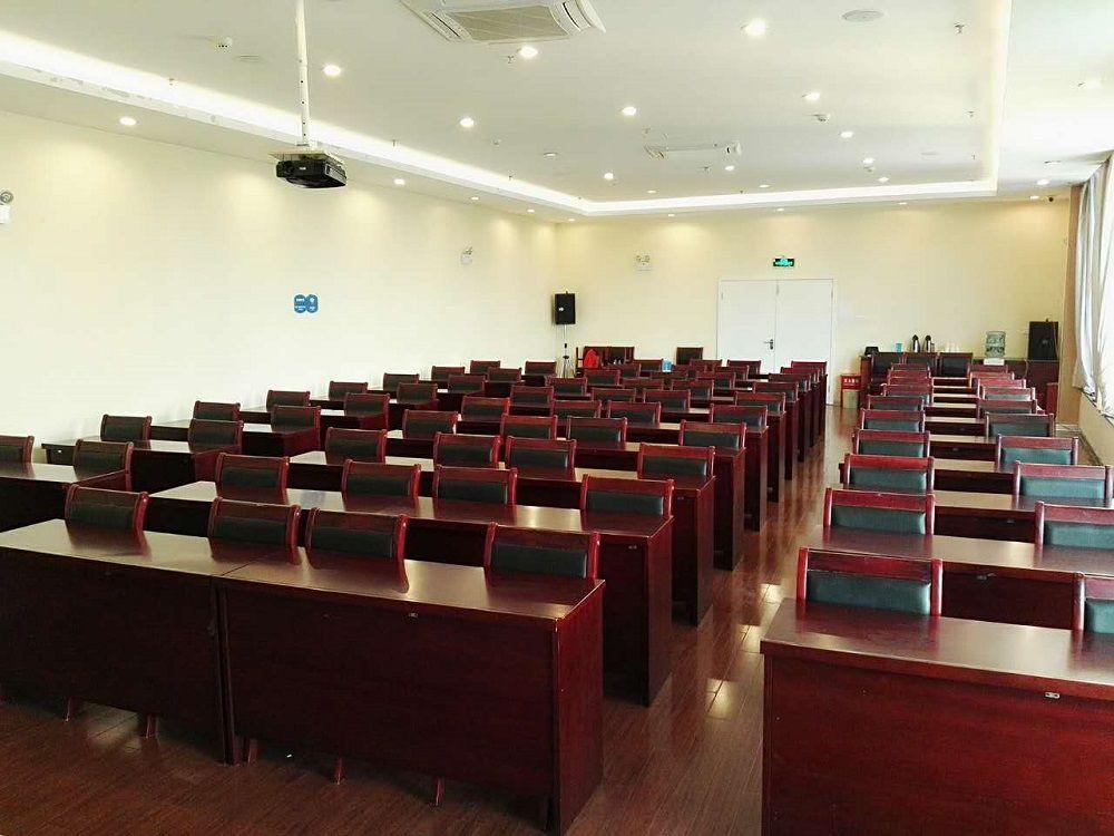 Hanting Hotel Kunming Stadium Metro Station 40/44