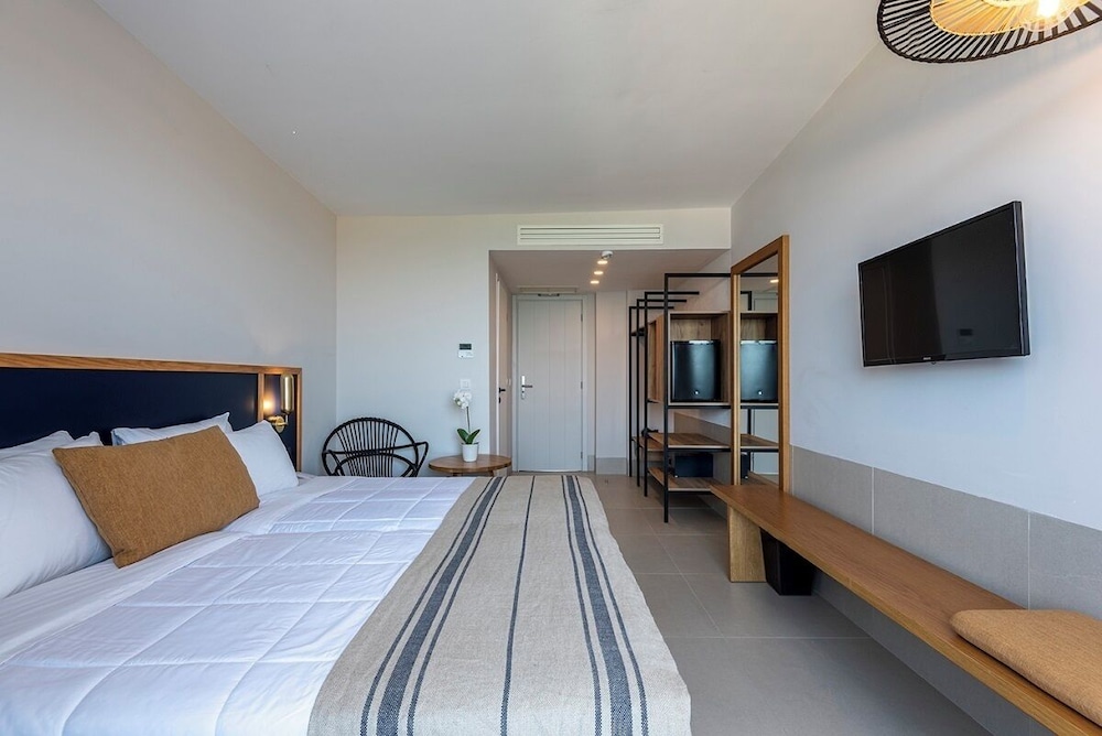 Superior, Twin Beds, Sea View
