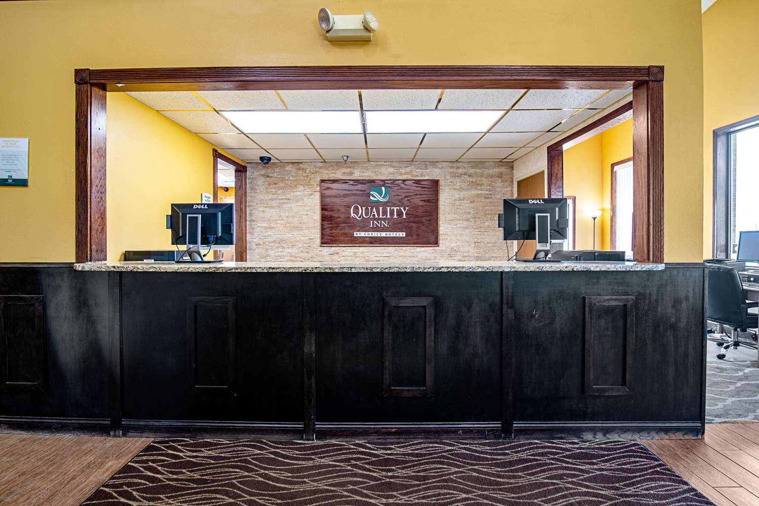 Quality Inn Aberdeen, SD 3/37