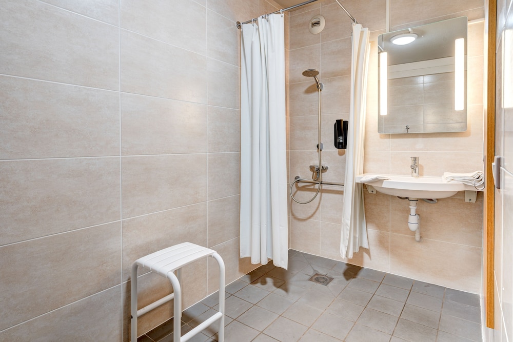B&B HOTEL Louveciennes 13/56
