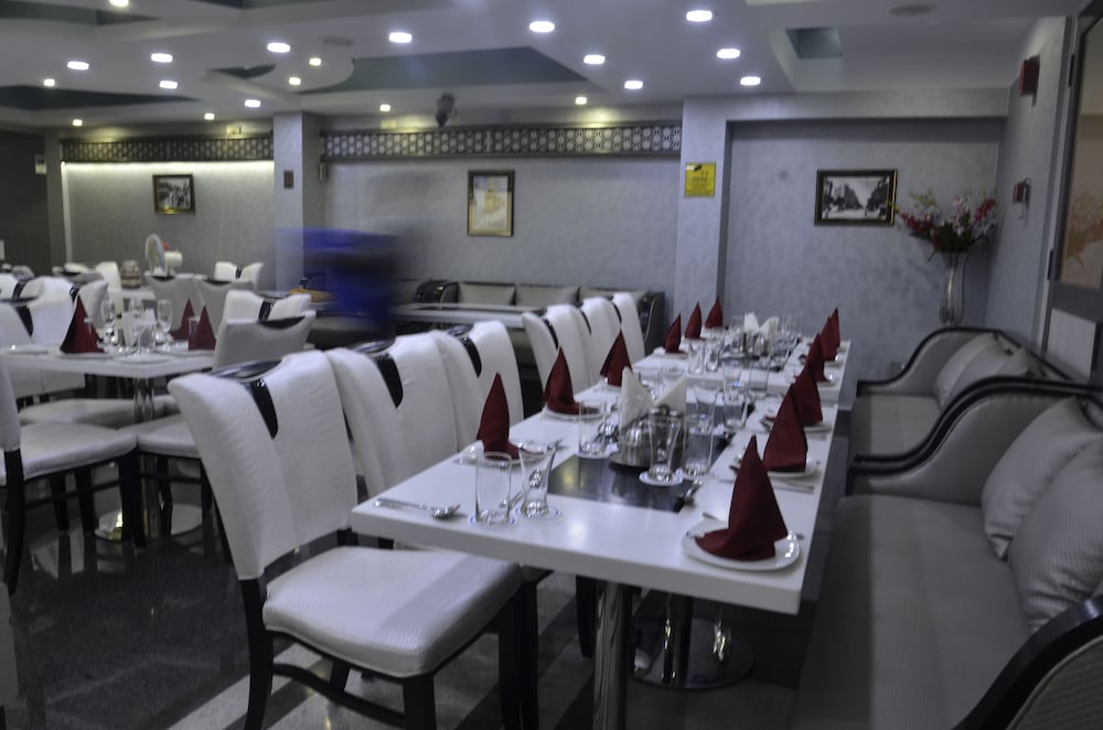 HOTEL SUDESH TOWER 33/37