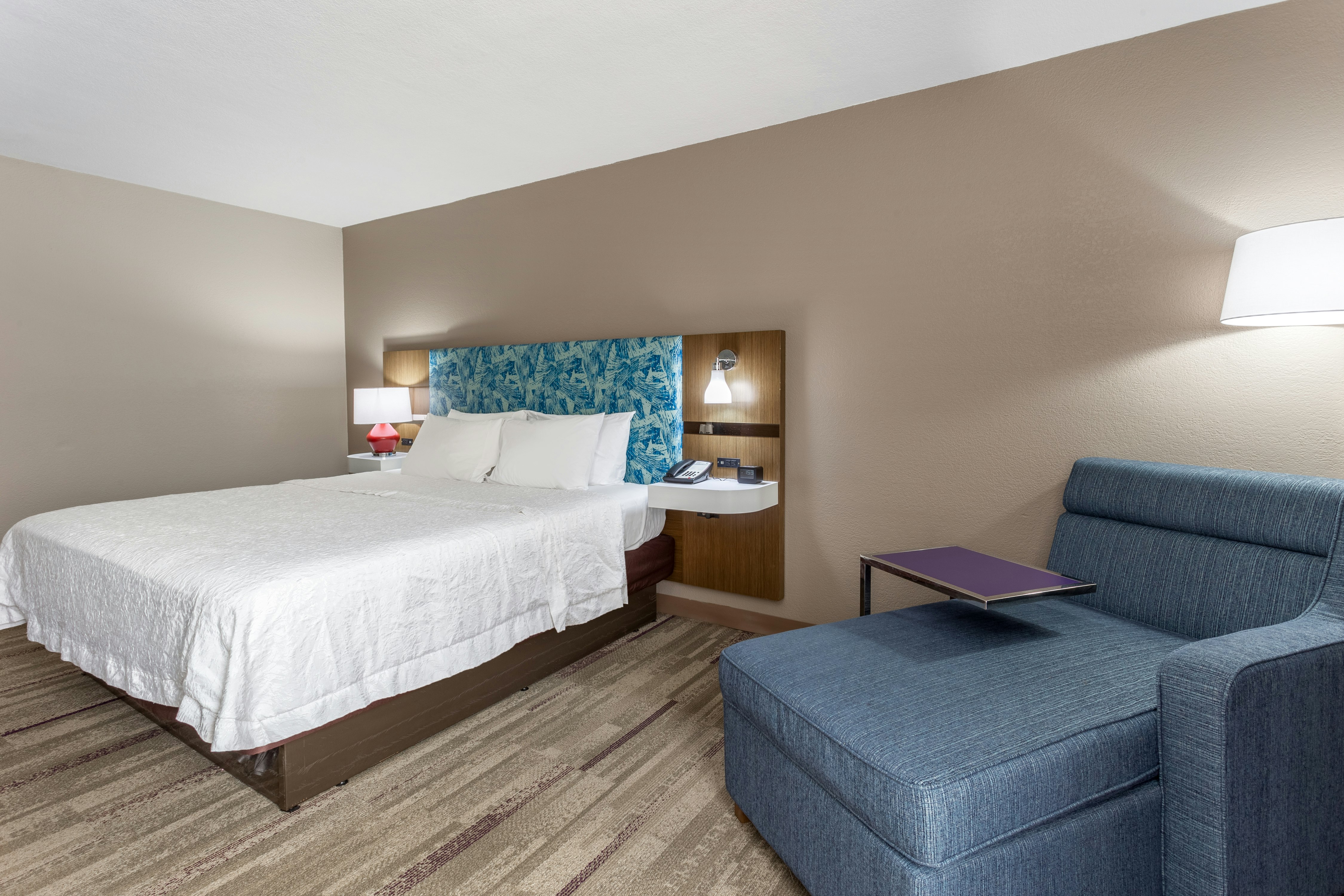 1 BEDROOM, SUITE, KING BED