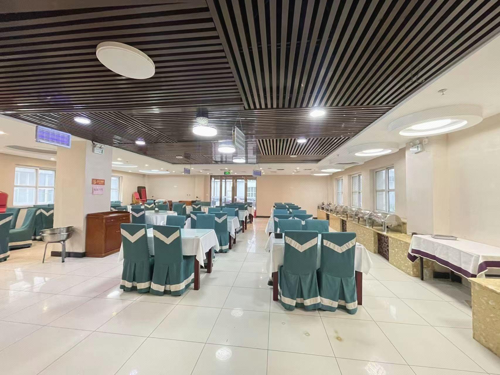 Beijing Qihang International Hotel 33/39