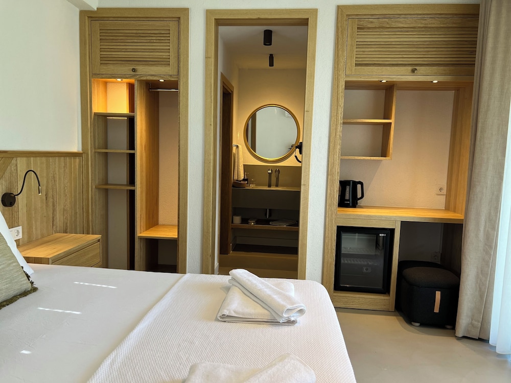 Yarimada Butik Otel 12/48