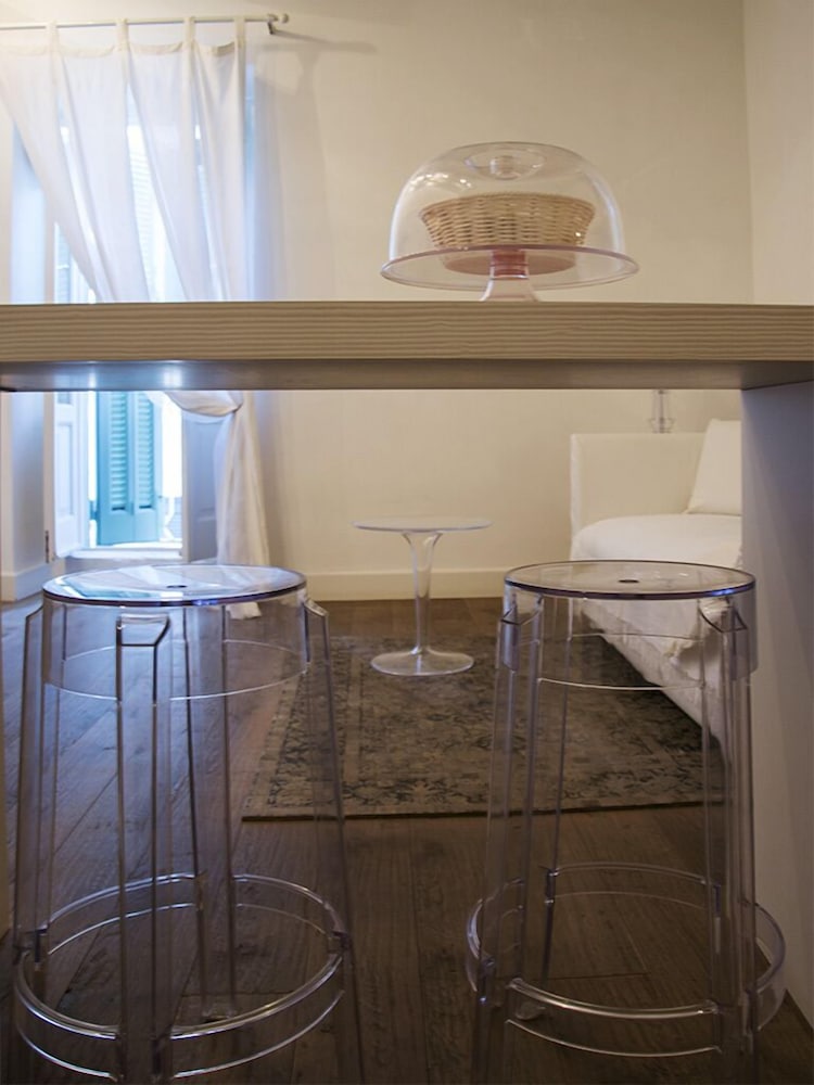 Suite Home Trani 25/50