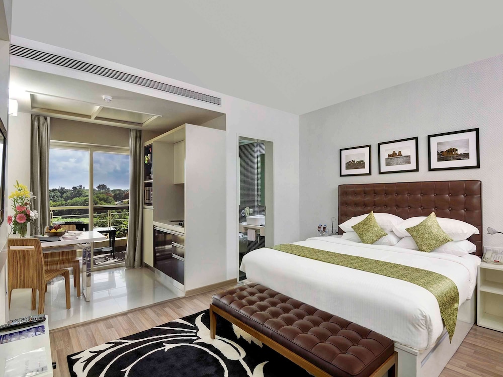 Grand Mercure Vadodara Surya Palace 10/35