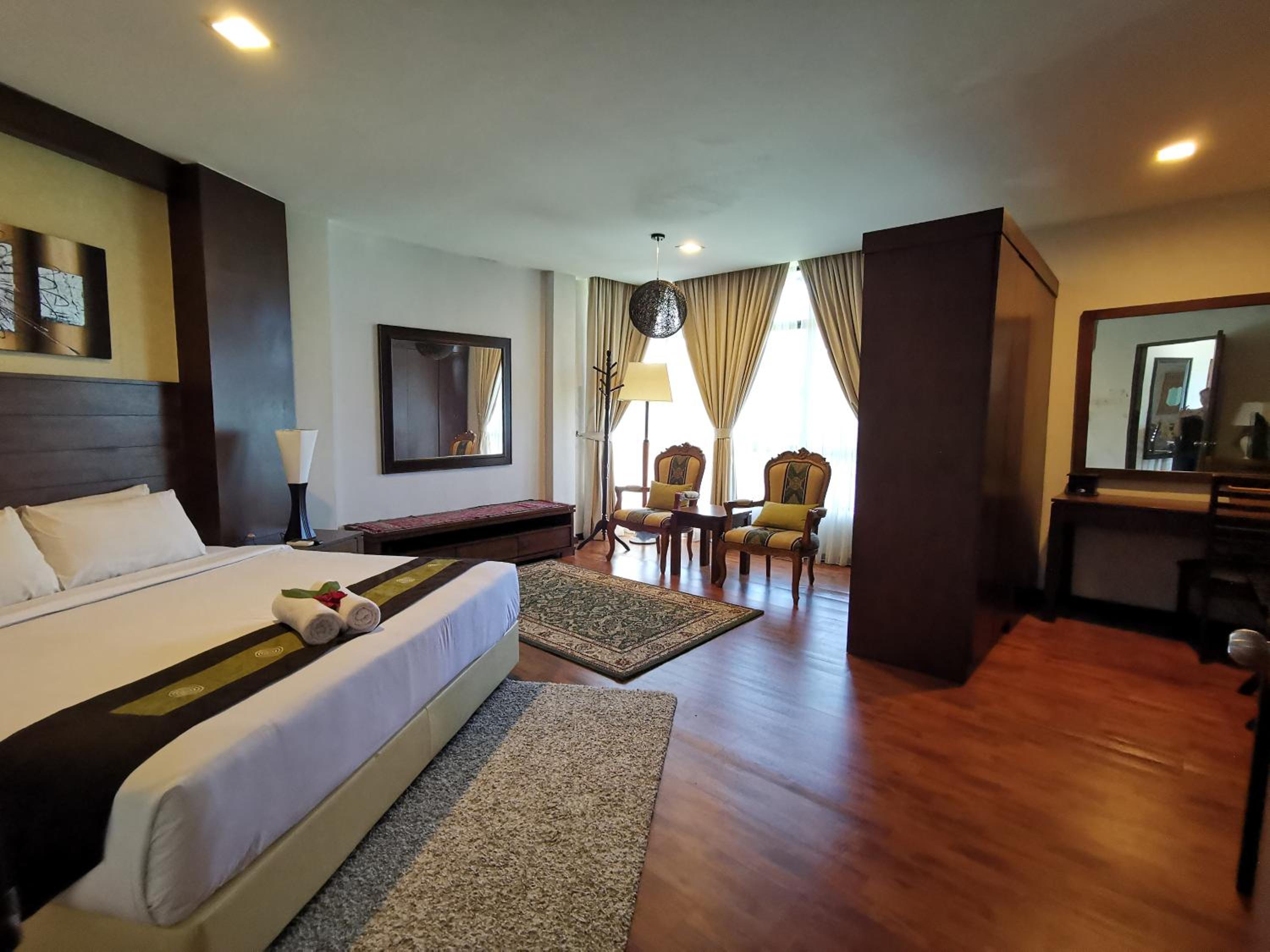 Samsuria Beach Resort & Residence 21/52
