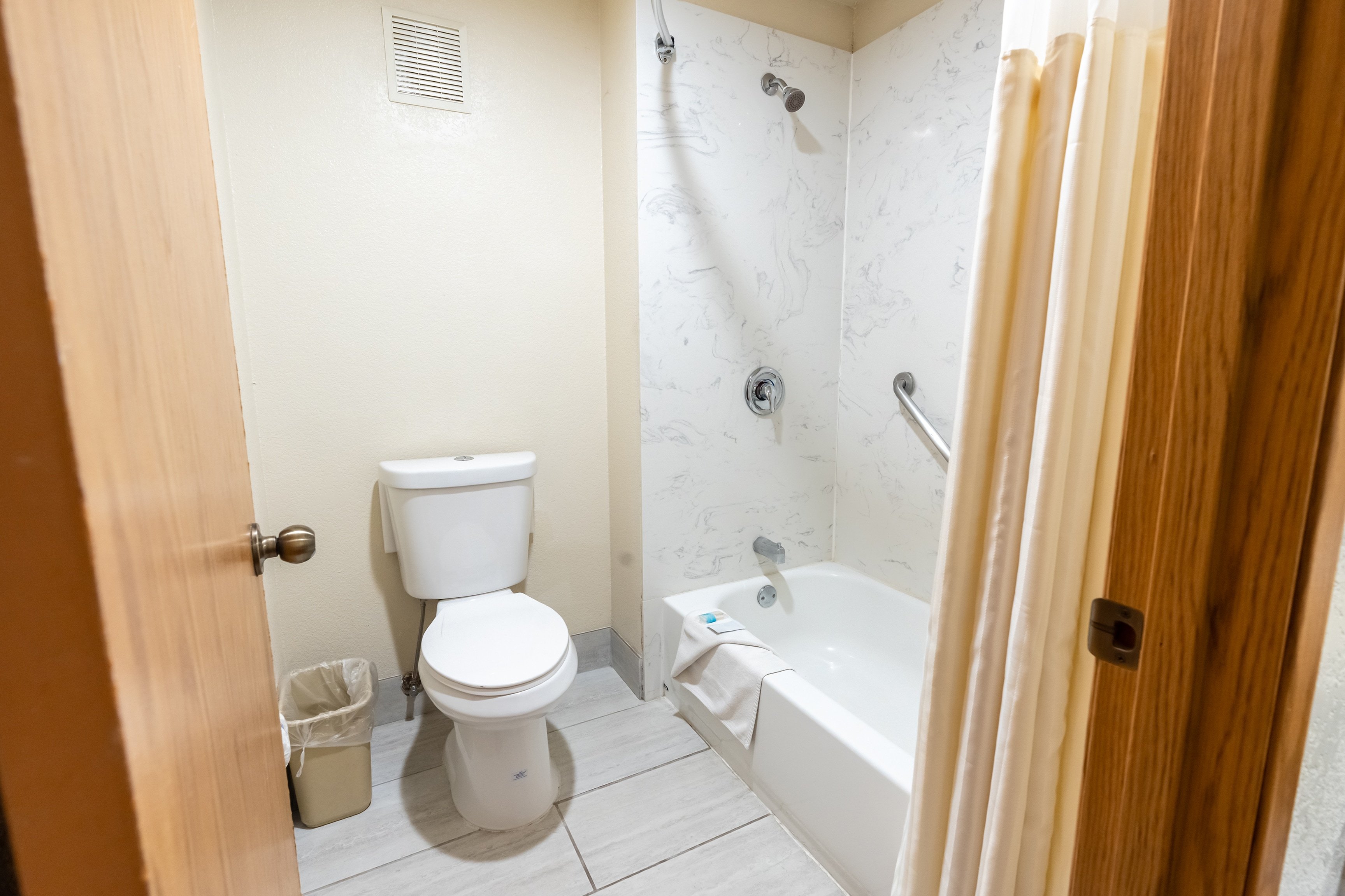 Budget Inn Corcoran Near Tulare CA 43 46/50