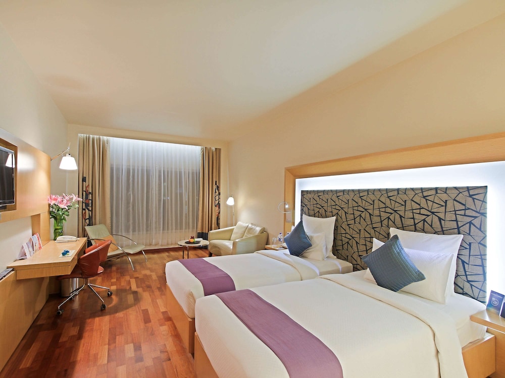 Novotel Visakhapatnam Varun Beach Hotel 15/75