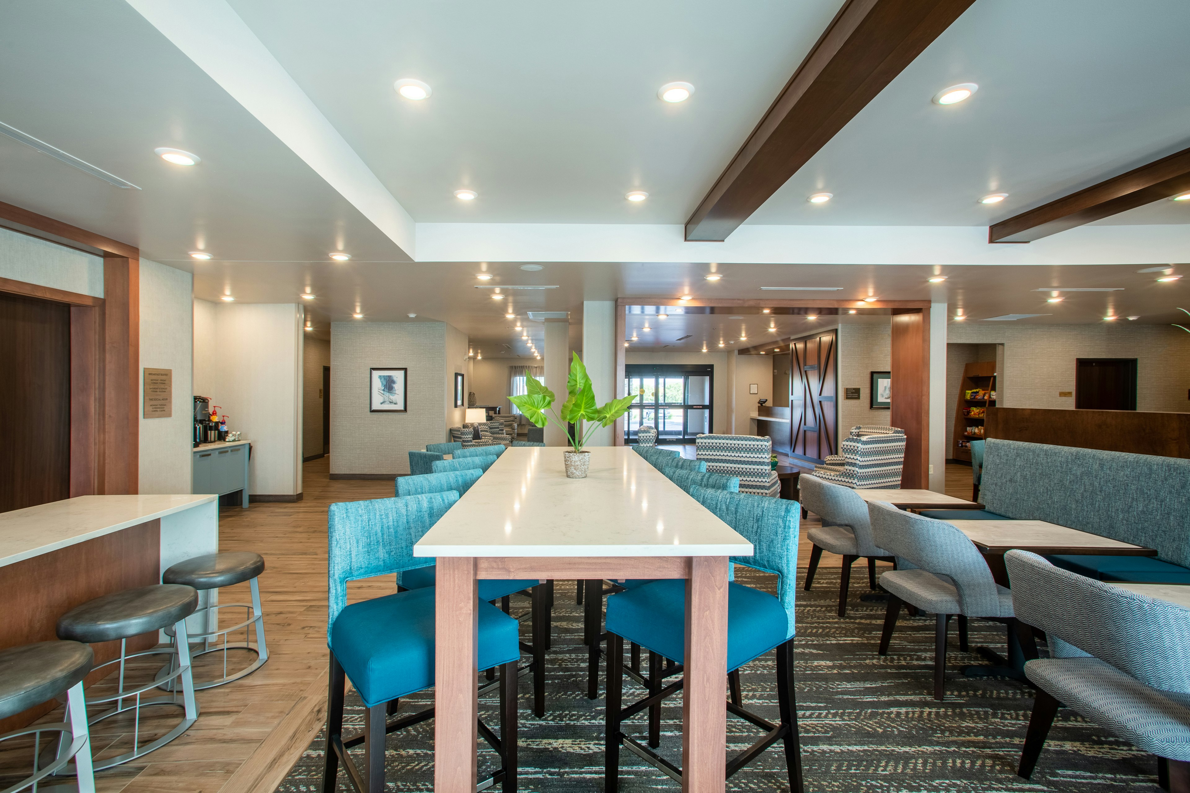 Staybridge Suites Sioux Falls Southwest 33/43