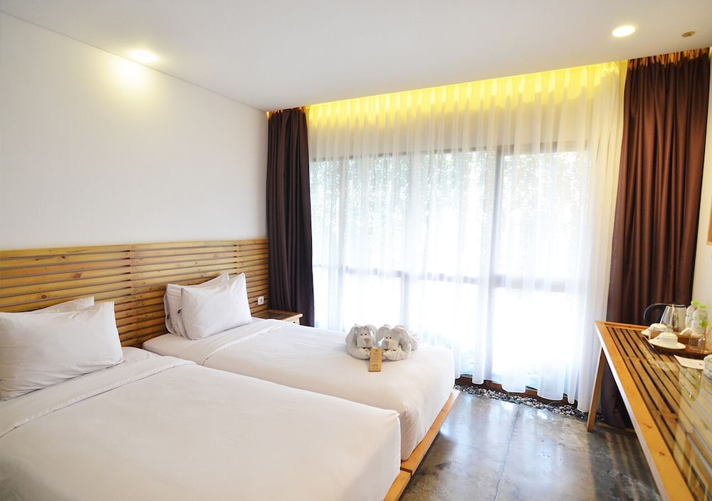 GREENHOST BOUTIQUE HOTEL 11/66