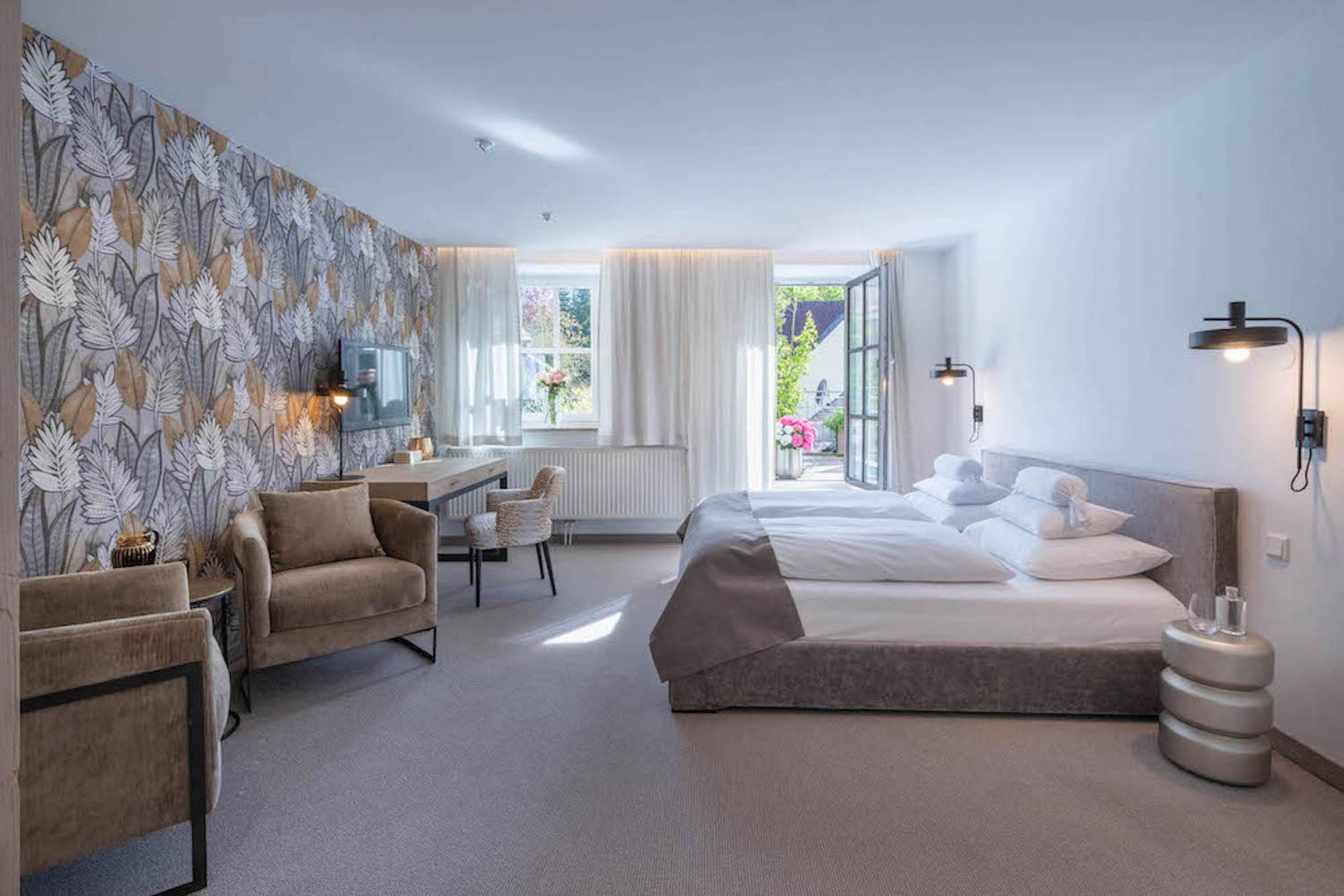 FORSTINGER HOTEL 20/50