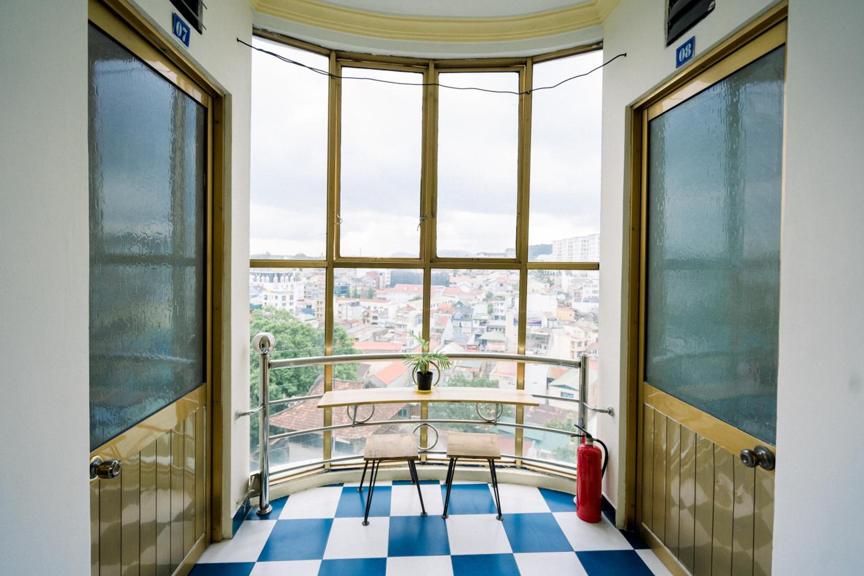 Nu Cuoi Xinh Hostel 2/26