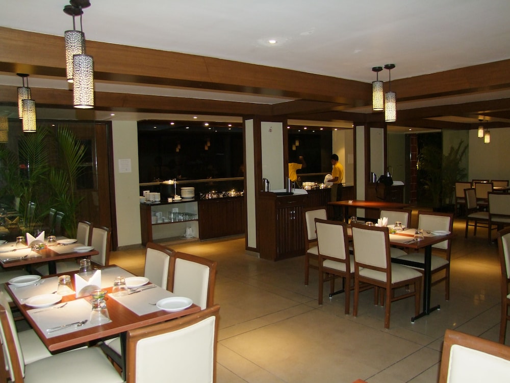 Bella Vista Resort 48/68