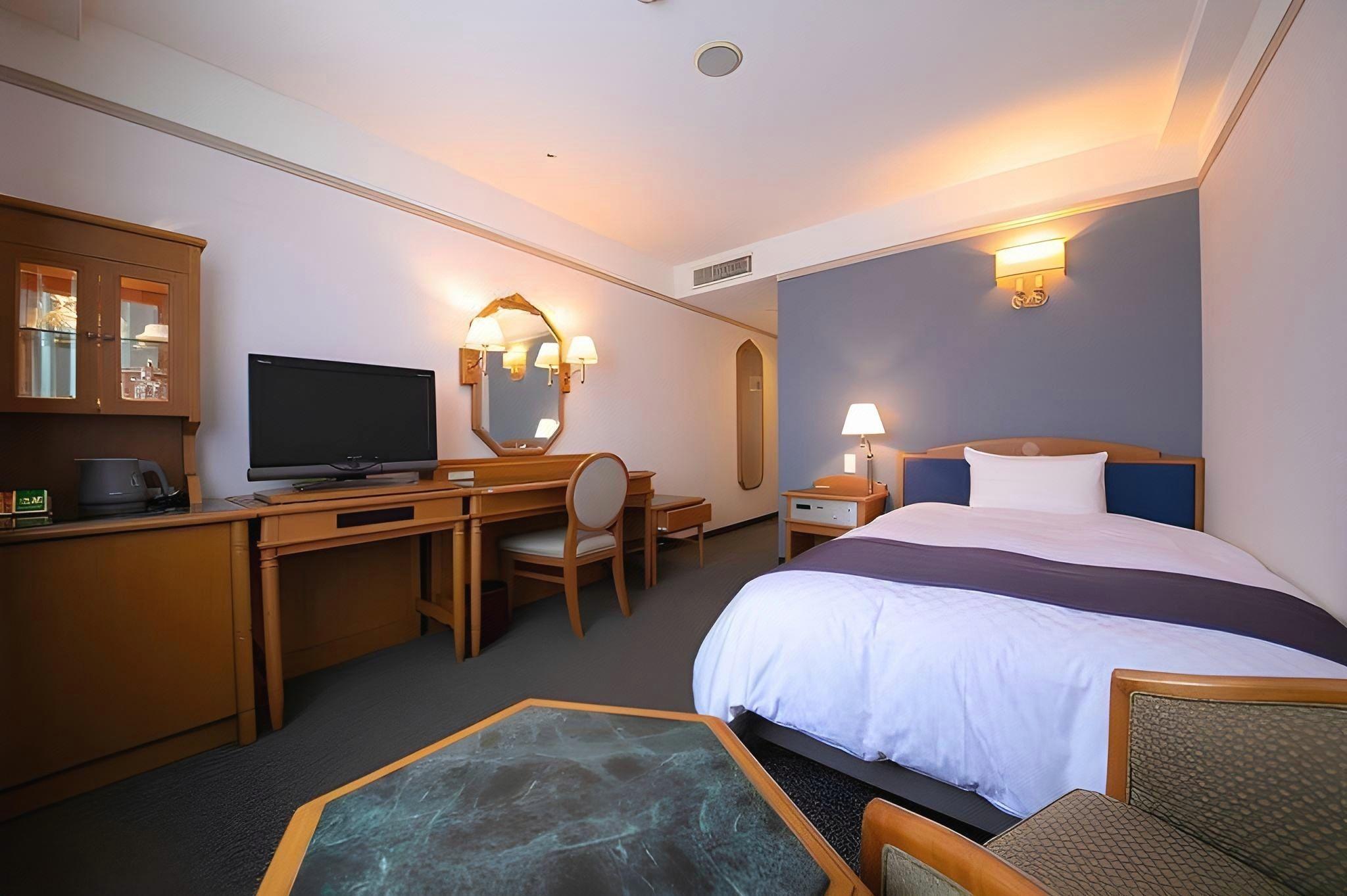 En City Hotel Nobeoka (ex Hotel Merieges Nobeoka) 9/21