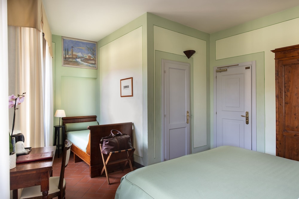 Hotel L Antico Pozzo 32/71