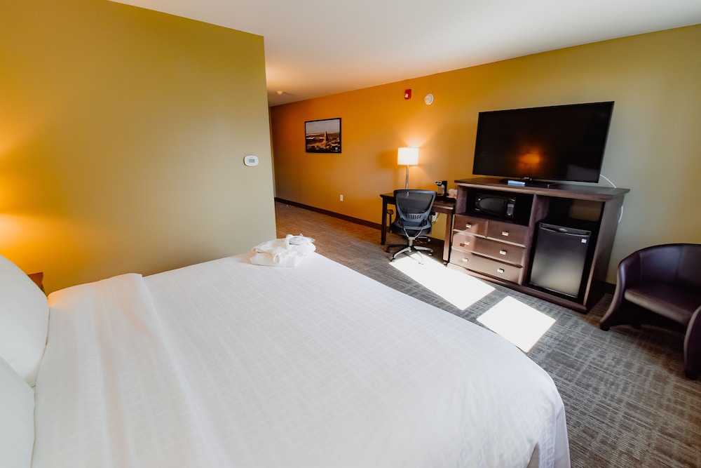 Canad Inns Destination Centre Transcona 12/51