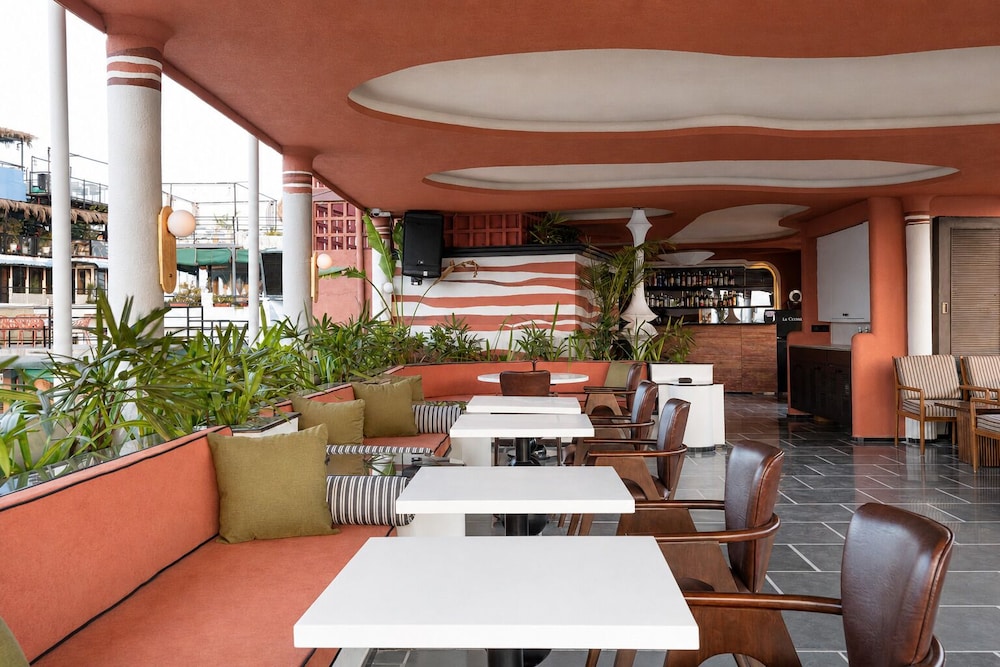 HOTEL POONAM HAVELI 39/50