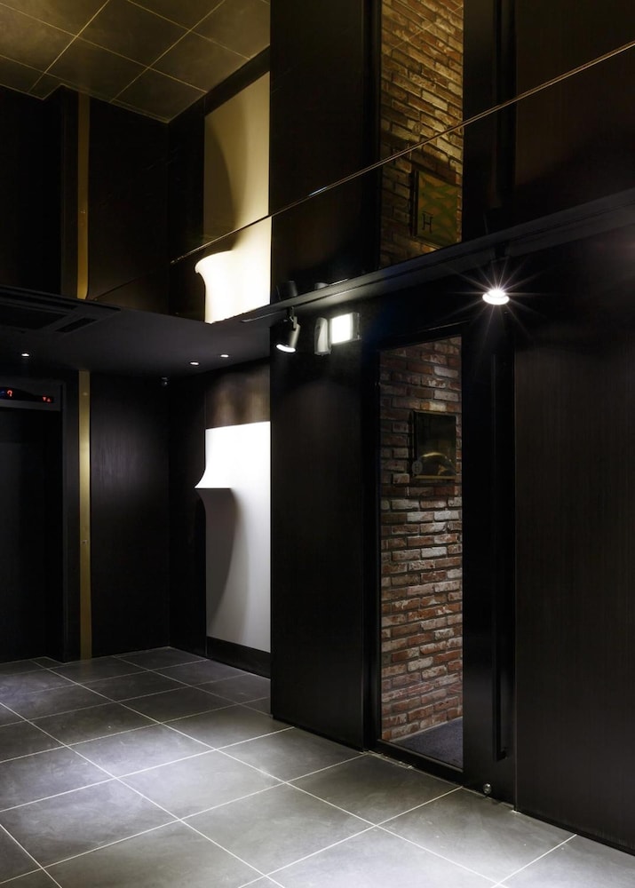 H Hotel Seocho 9/39