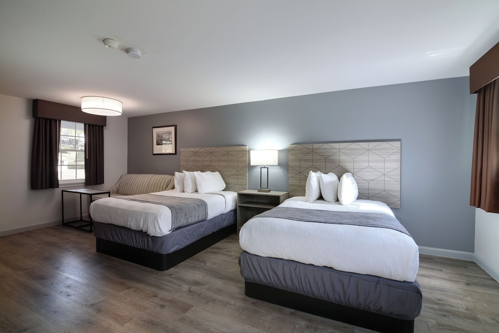 Basic, Double Bed, Knights Inn Danvers 4/10