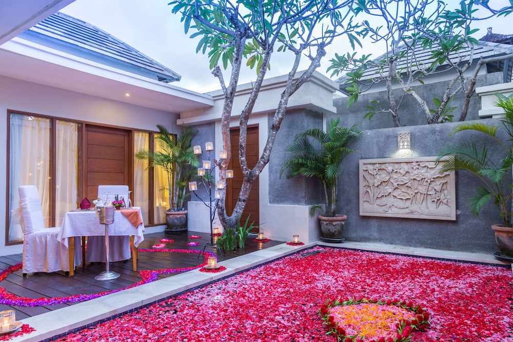 The Light Exclusive Villas Spa 3/72