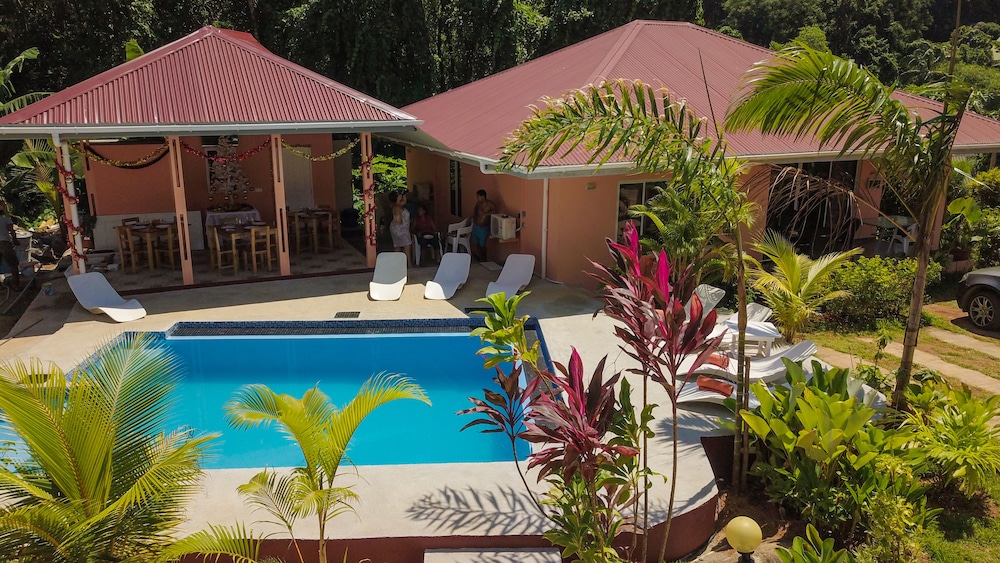 Alha Villa 14/22