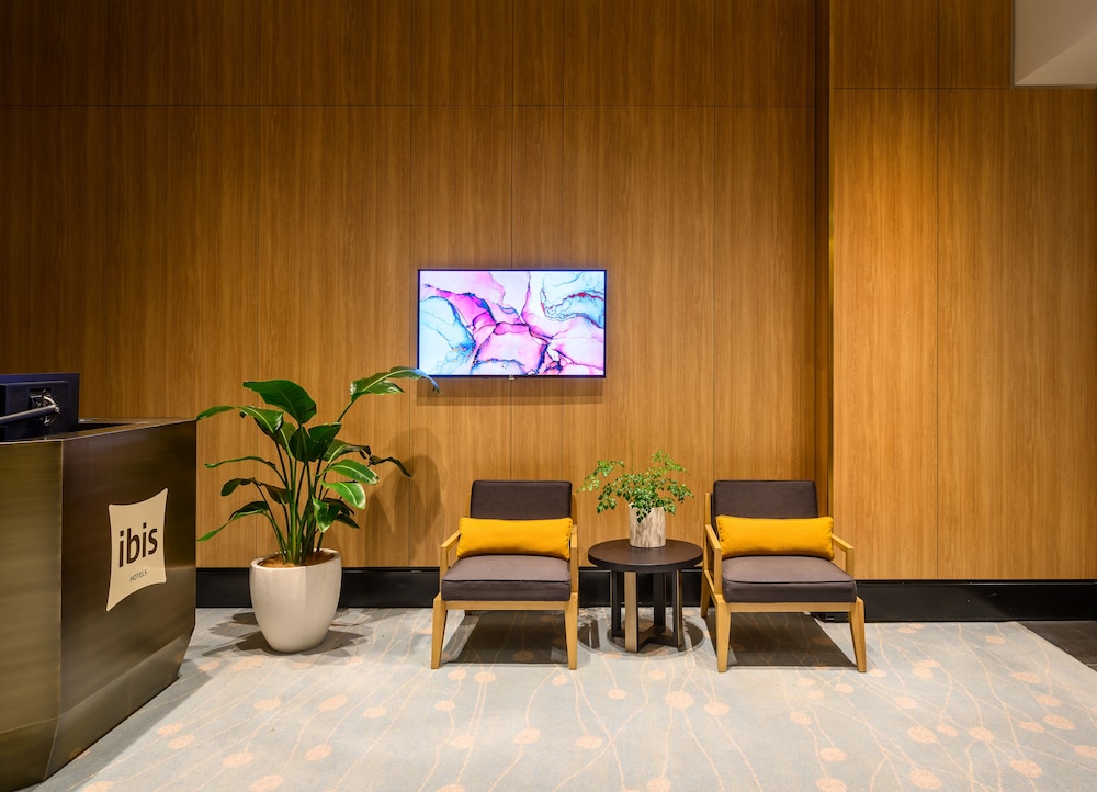 Ibis Melbourne Central 8/68