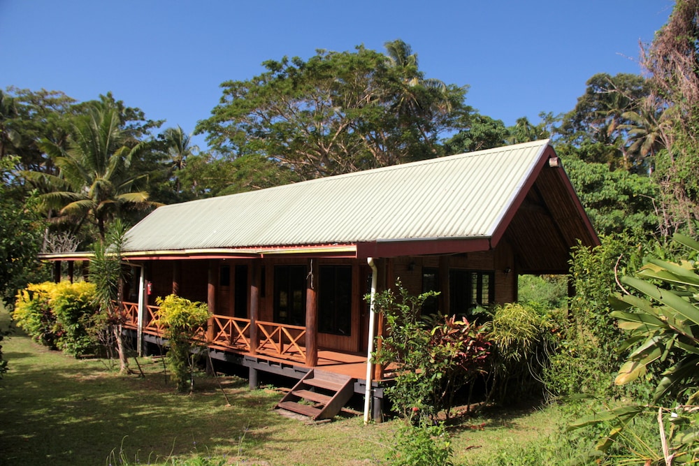 Maravu Taveuni Lodge 10/72