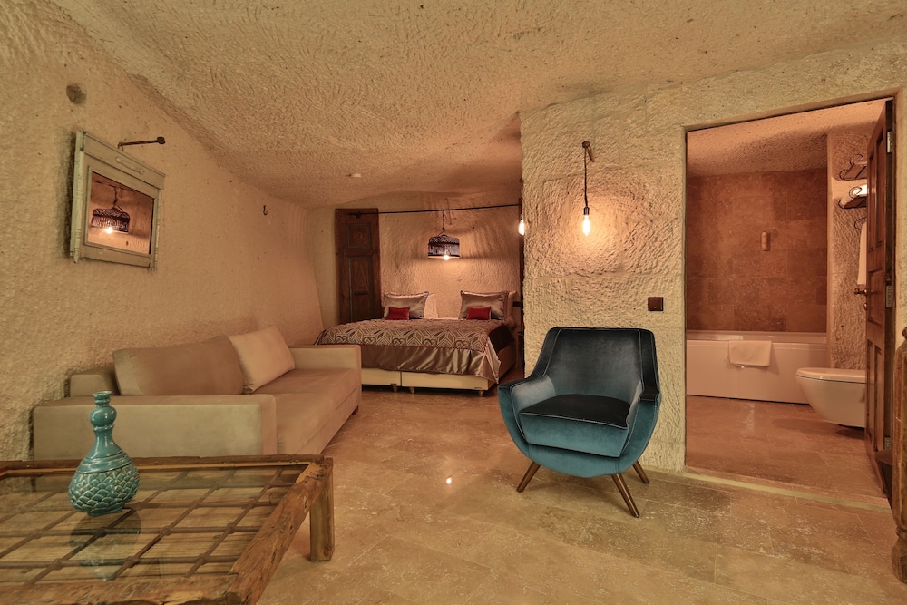 Rox Goreme 38/56