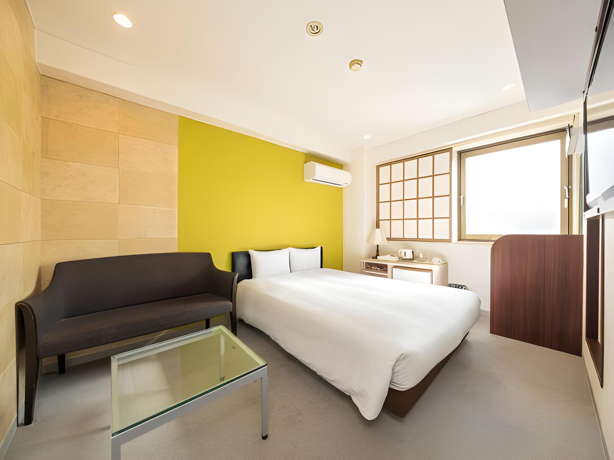 Moderate, Double Bed