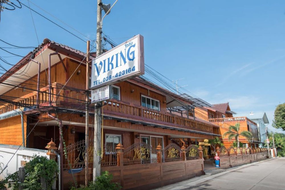 Viking Resort 10/50