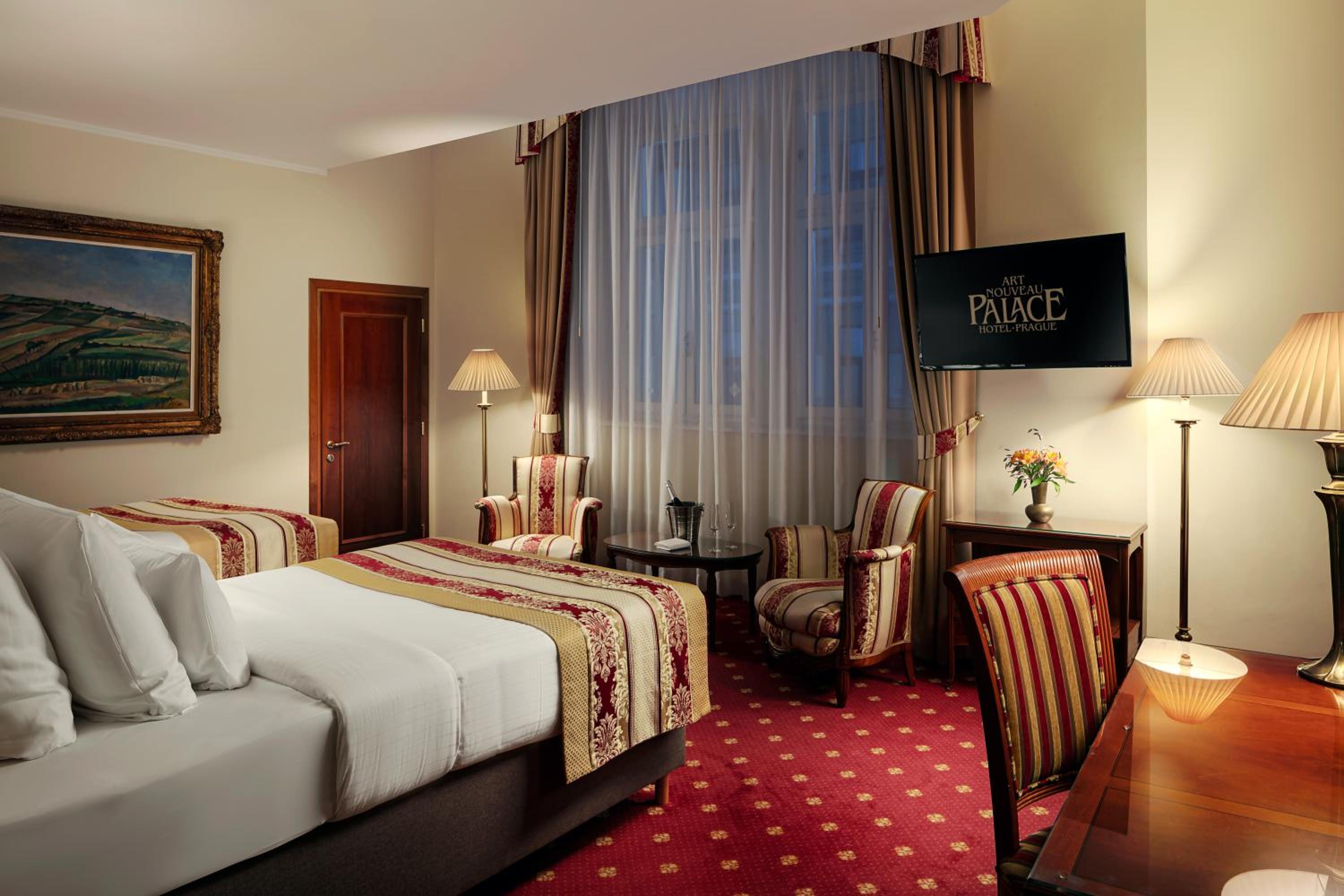Art Nouveau Suite