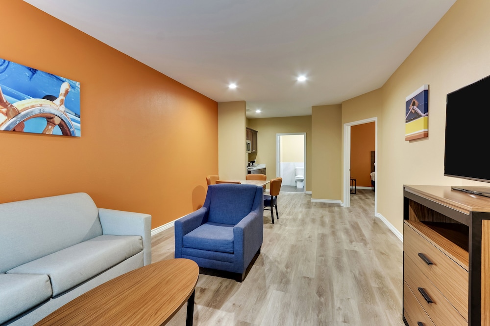 Captain Apos S Quarters Inn 48/69