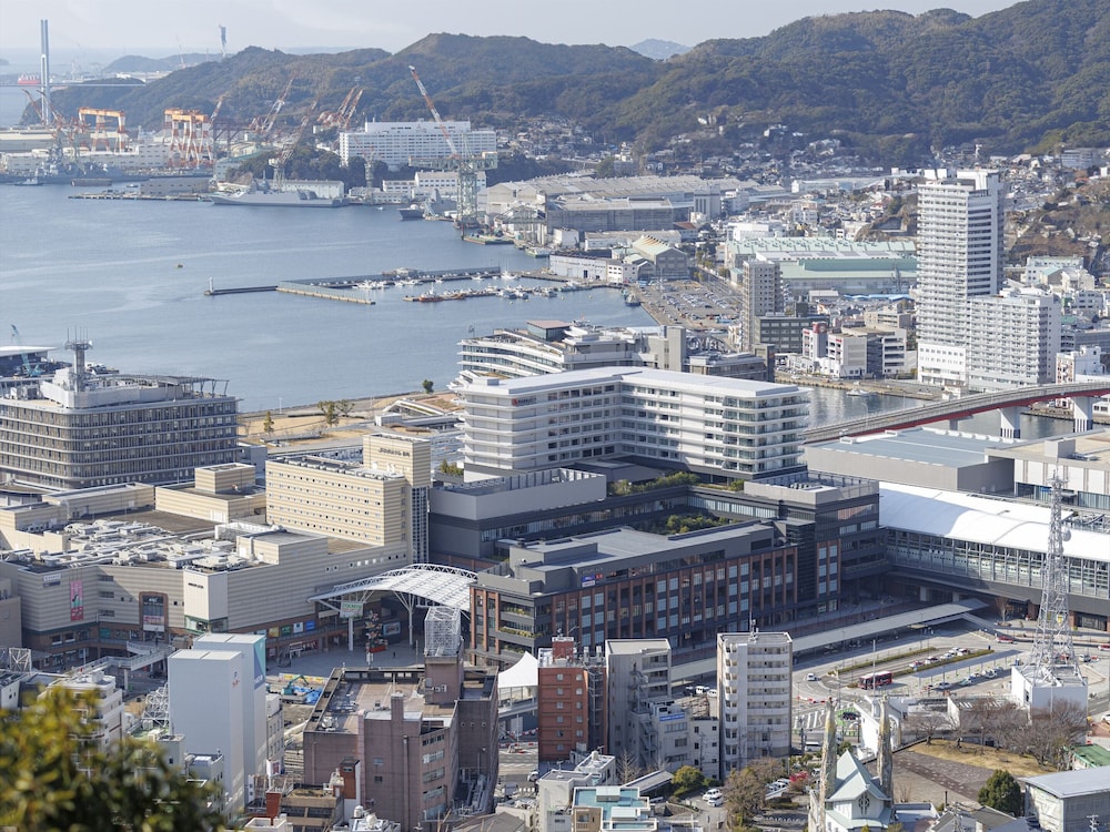 Jr Kyushu Nagasaki 50/51