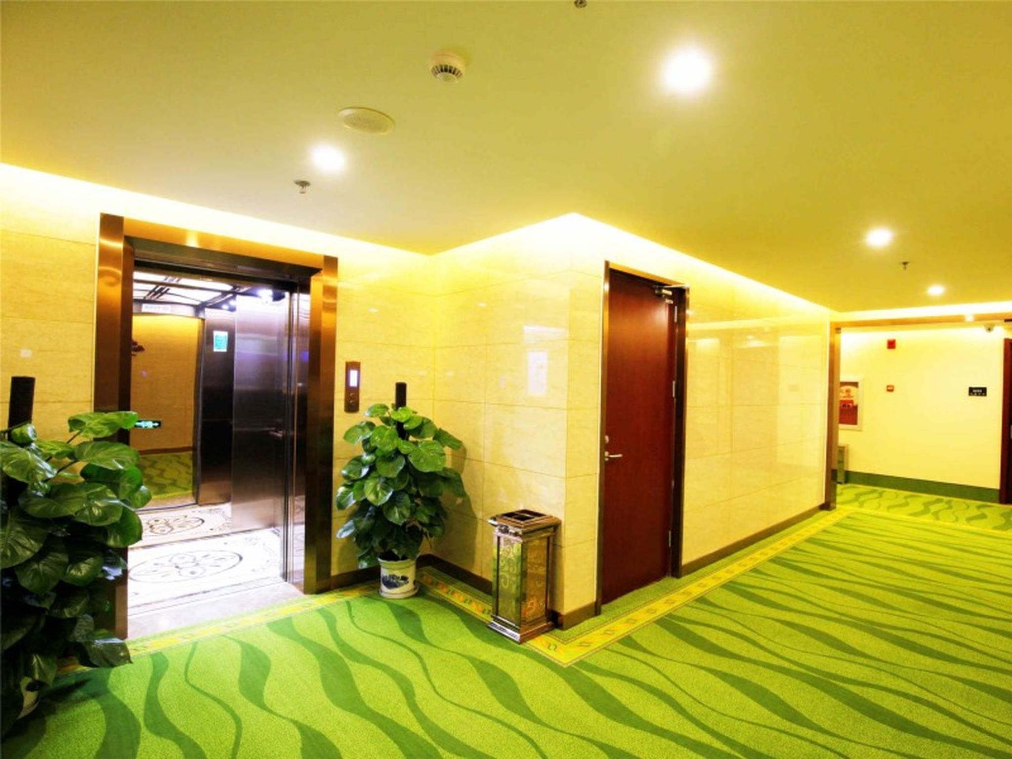 GreenTree Inn Beijing Caoqiao Metro Station Xinfadi Business Hotel 26/49