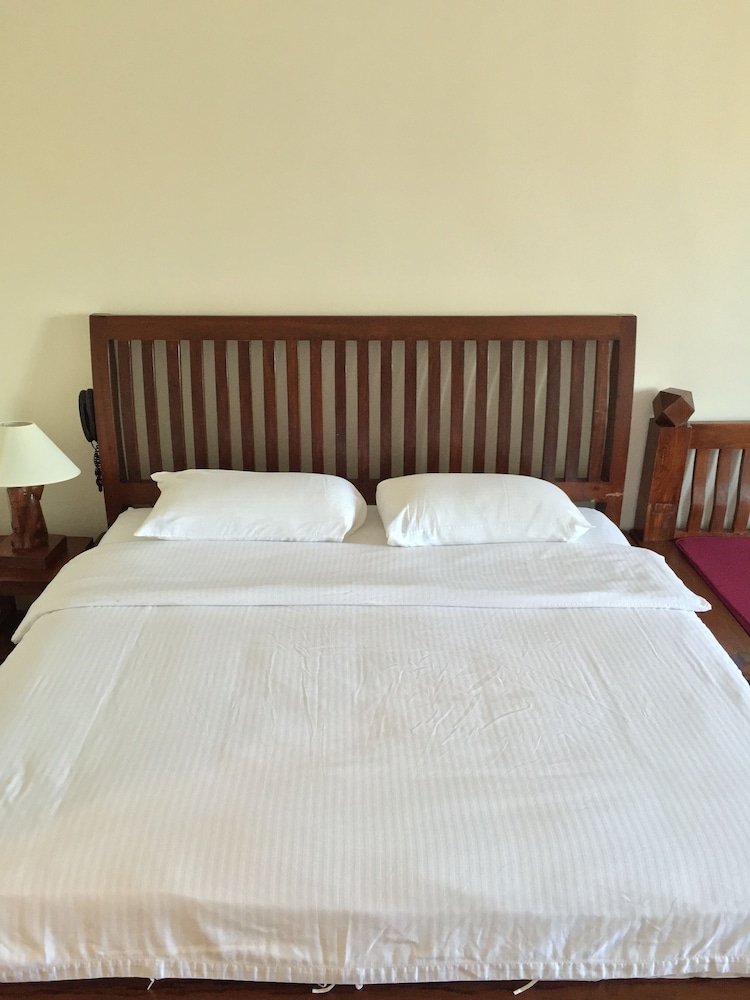 Mango Valley Hotel 1 21/67