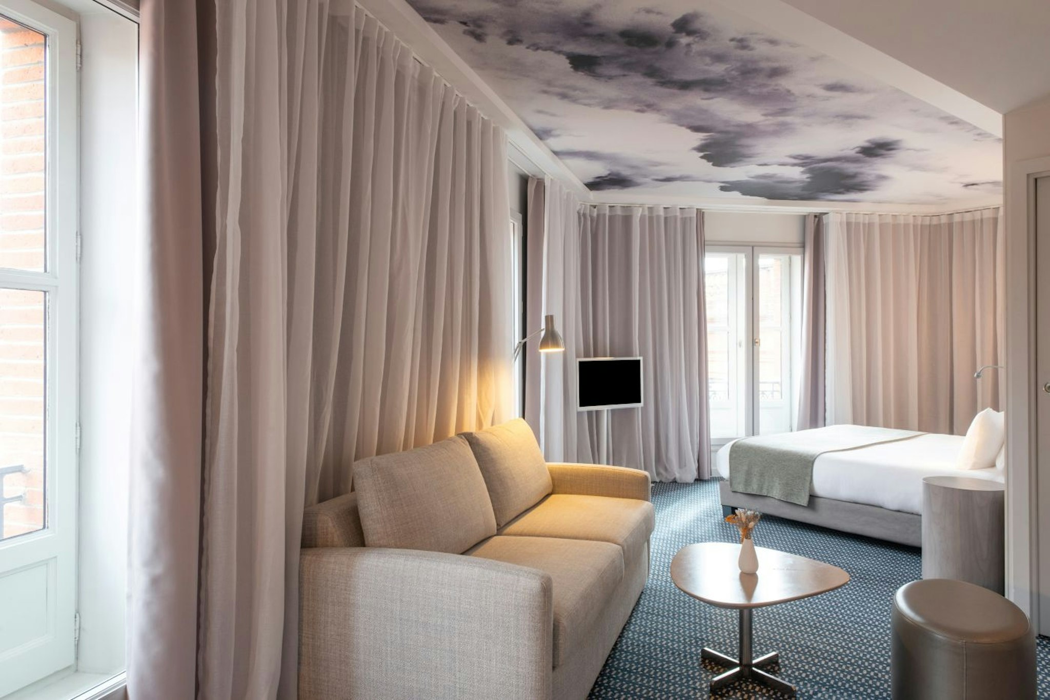 Le Grand Balcon Hotel 60/68