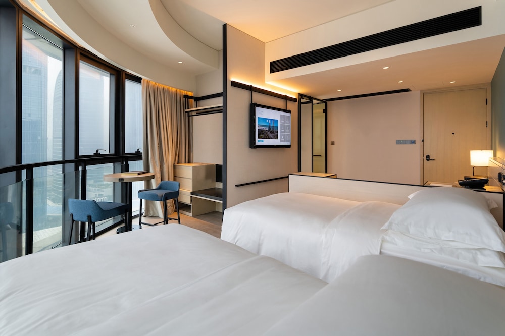 Habitat, Panoramic, Twin Beds