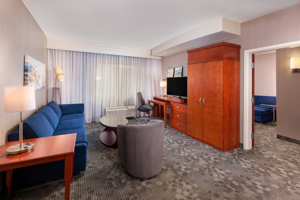 Courtyard By Marriott Santa Ana Orange County 36/53