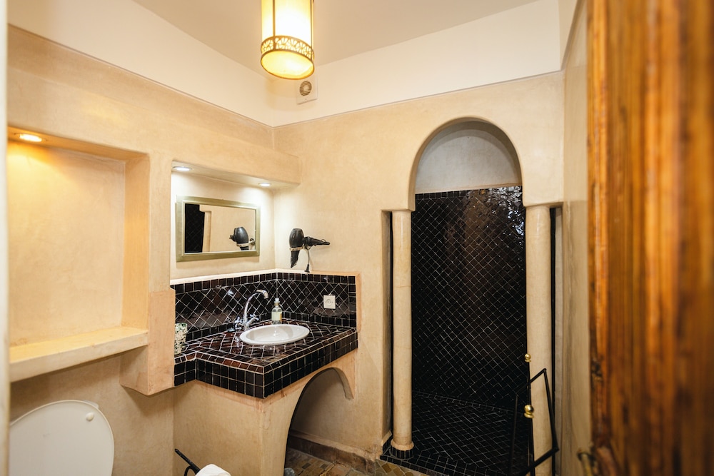 Riad Anya 41/50