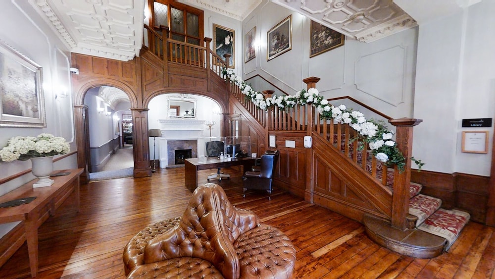 Nunsmere Hall Hotel 28/50