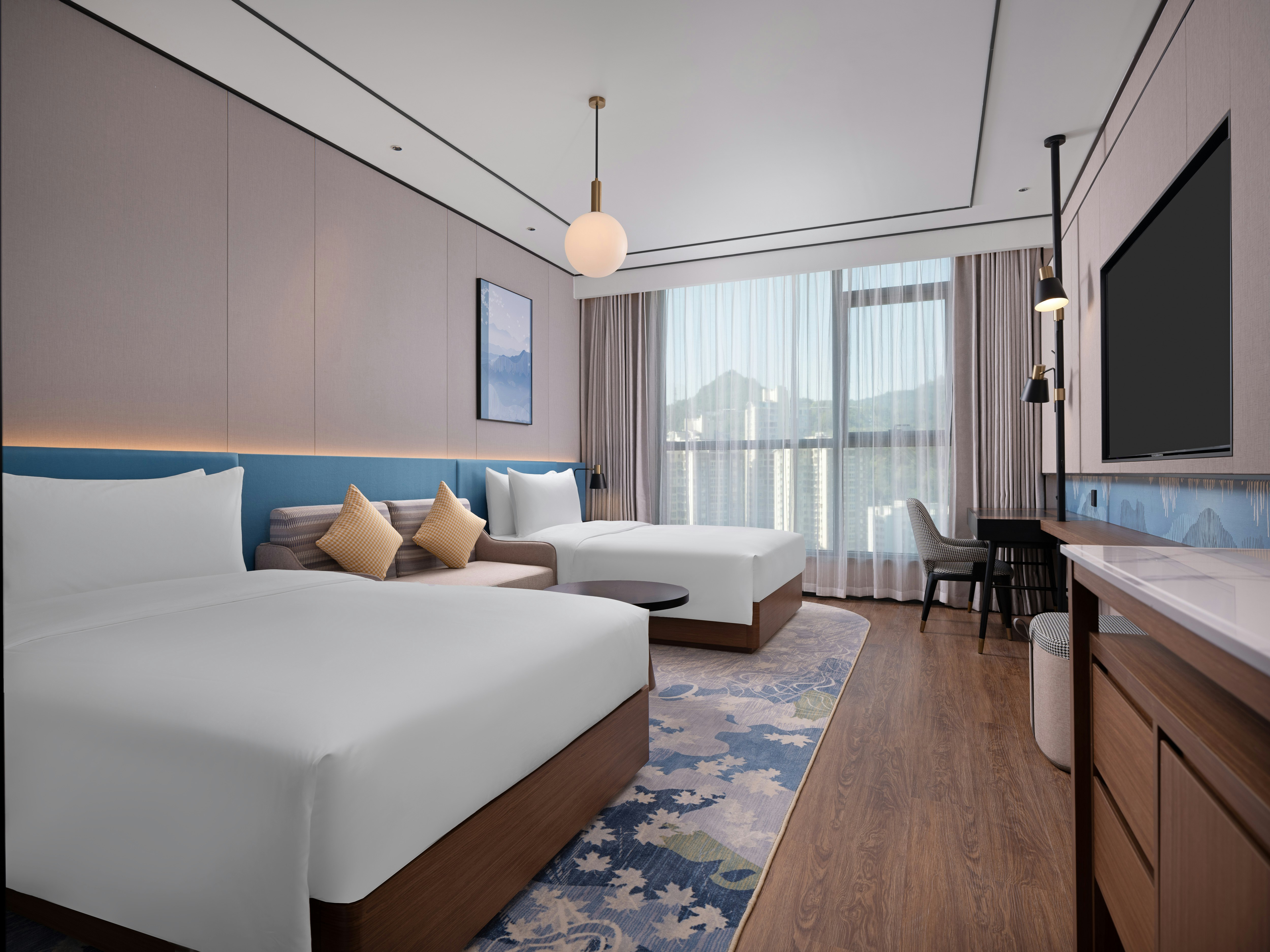 Guest Room, Twin Beds