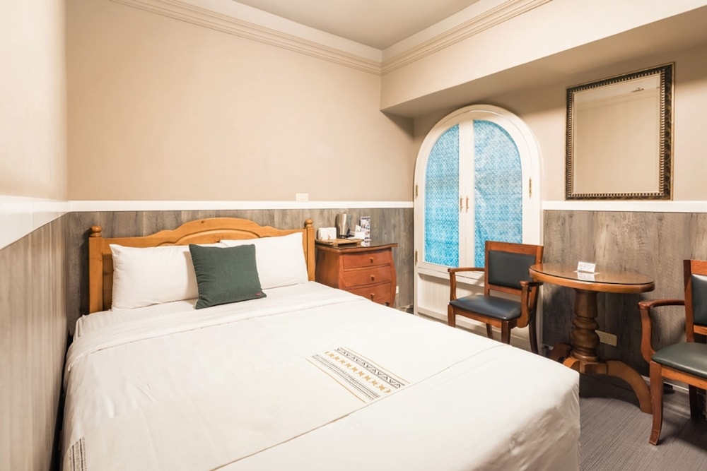 Hotel de Trianon 9/50