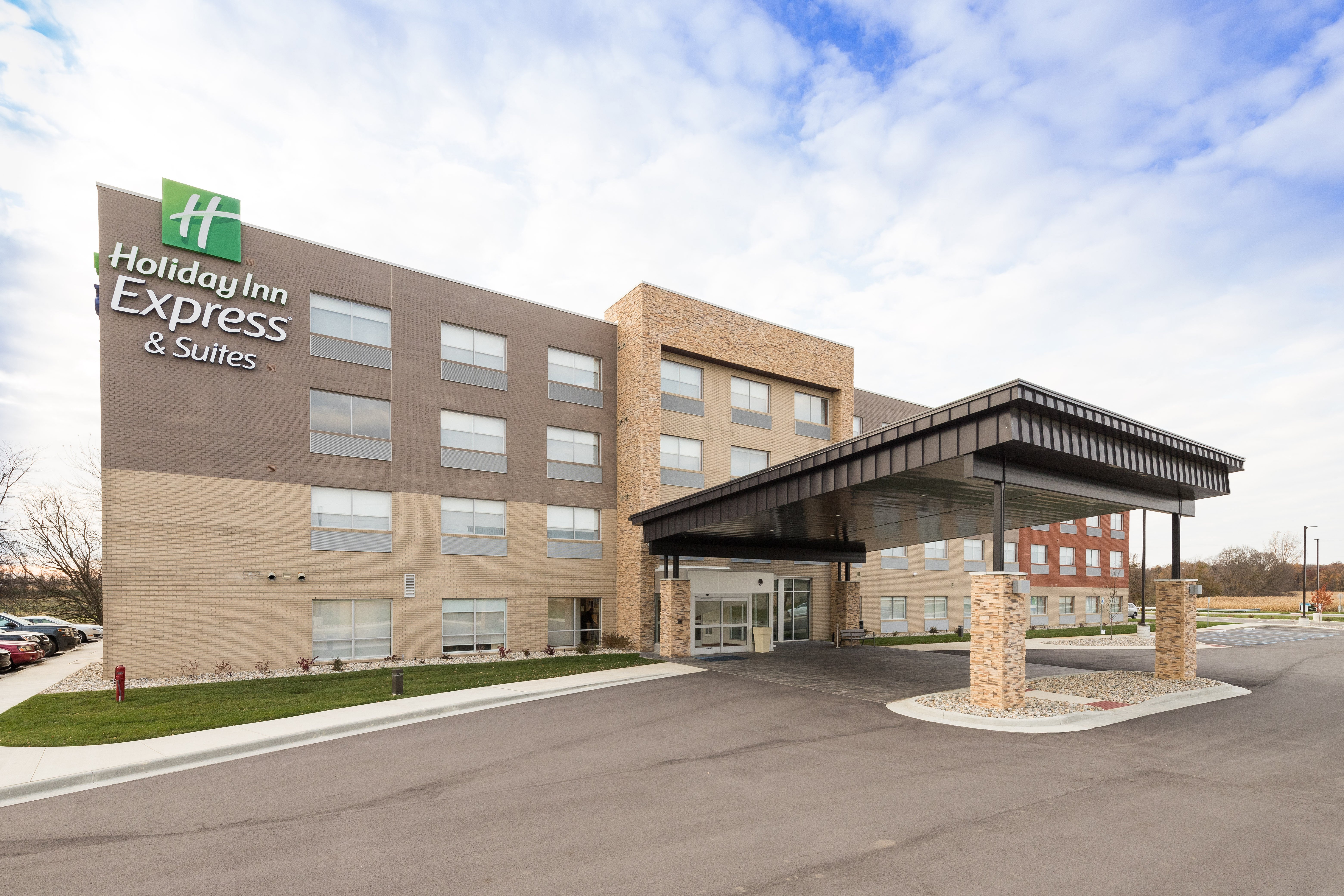 Holiday Inn Express And Suites Auburn 44/46