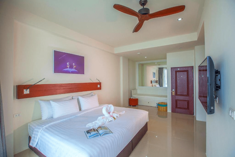 Standard, Double or Twin Bed, Ocean Front, Smoking