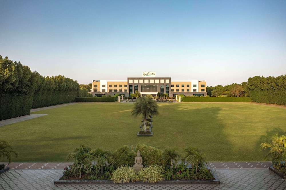 Radisson Resort & Spa Kandla 86/89